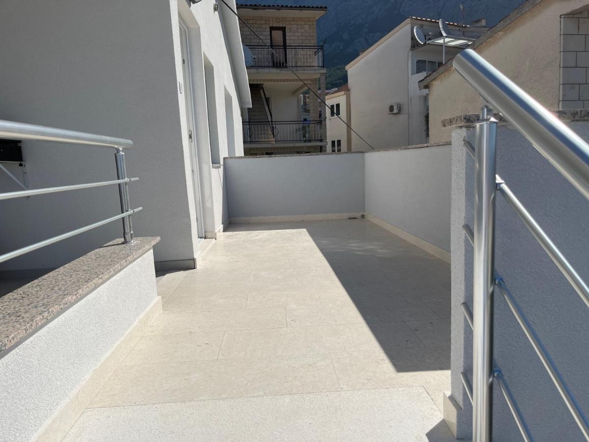 Sea View, Peaceful. Apartment Макарска Екстериор снимка