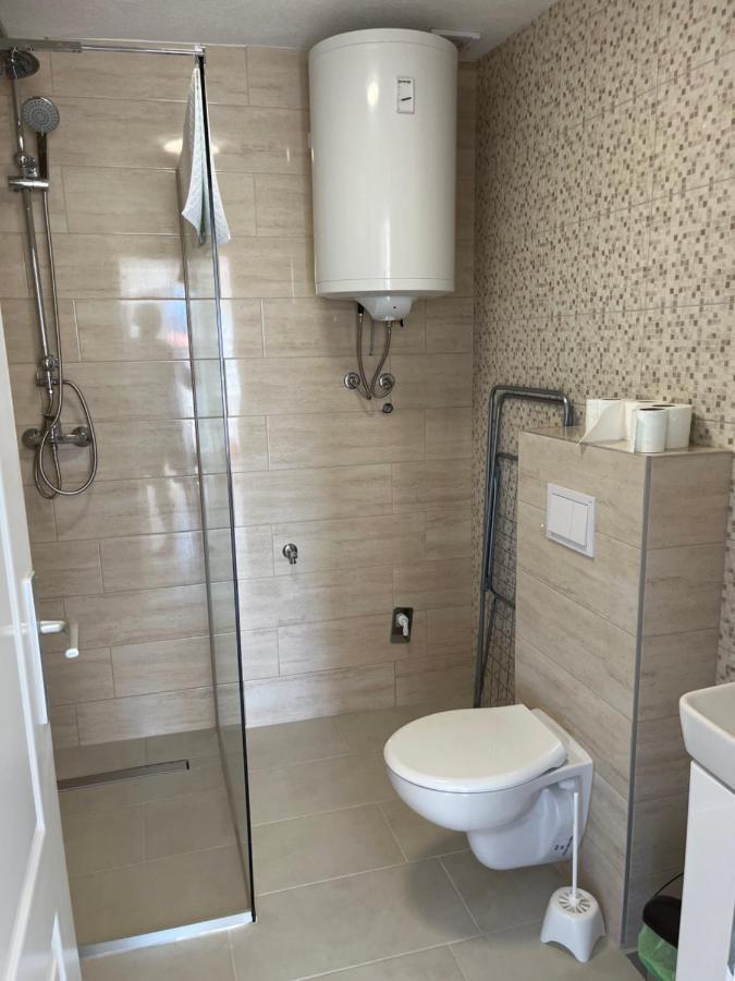 Sea View, Peaceful. Apartment Макарска Екстериор снимка